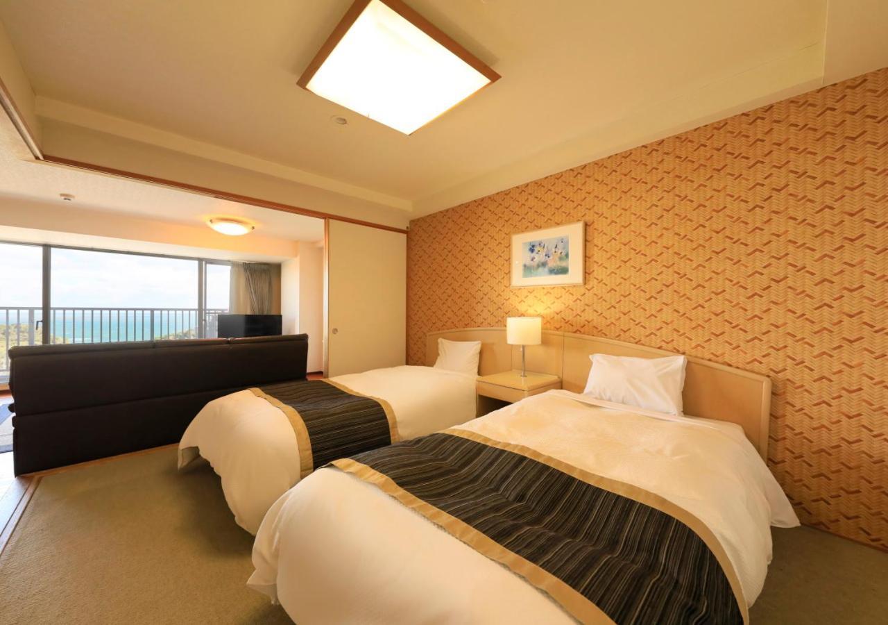 Katsuura Hilltop Hotel & Residence Ngoại thất bức ảnh