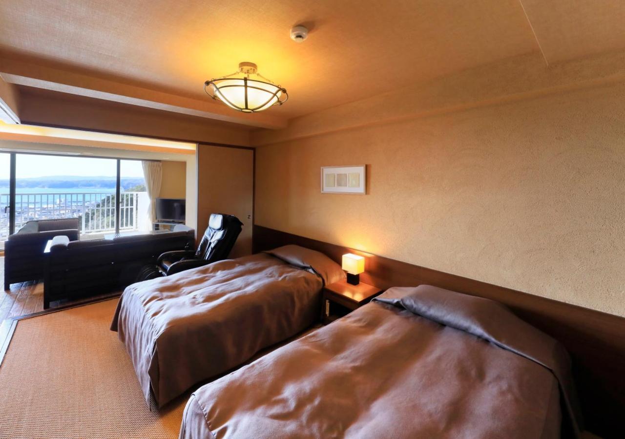 Katsuura Hilltop Hotel & Residence Ngoại thất bức ảnh